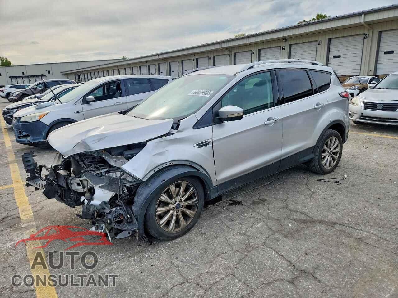 FORD ESCAPE 2017 - 1FMCU0J95HUB31293