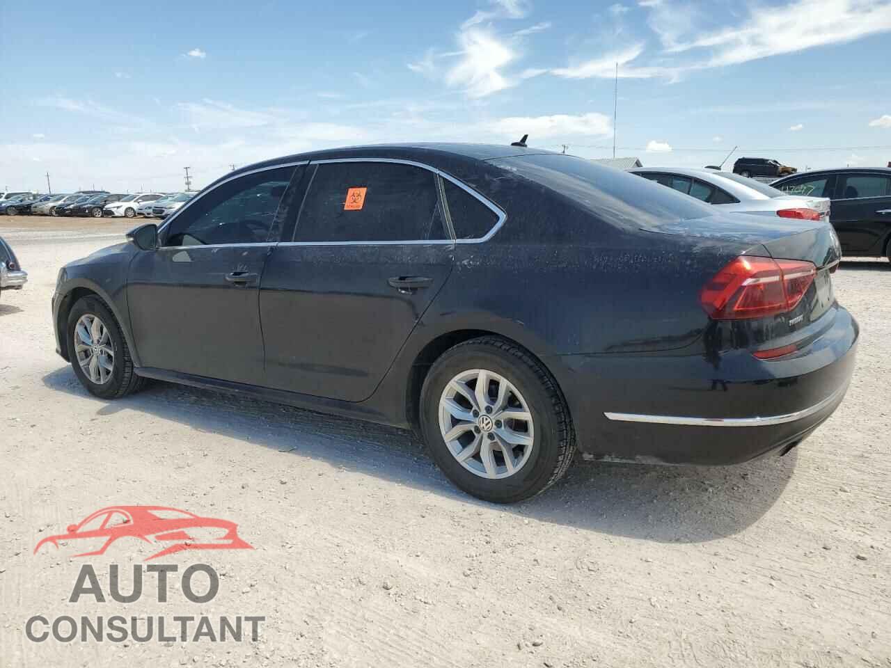 VOLKSWAGEN PASSAT 2017 - 1VWAT7A38HC006858