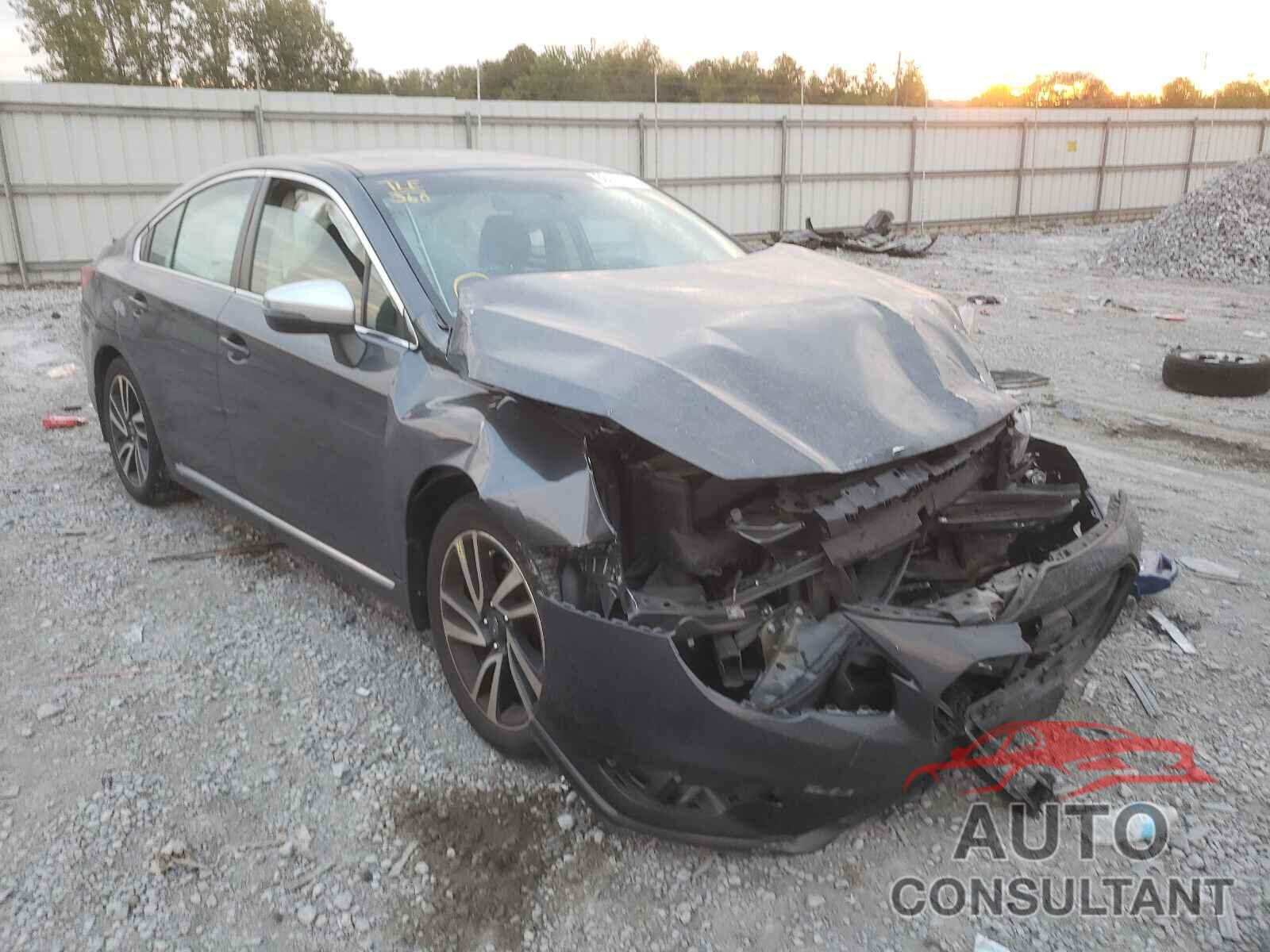 SUBARU LEGACY 2018 - 4S3BNAR61J3018210