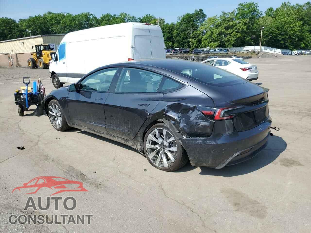 TESLA MODEL 3 2024 - 5YJ3E1EA0RF735193