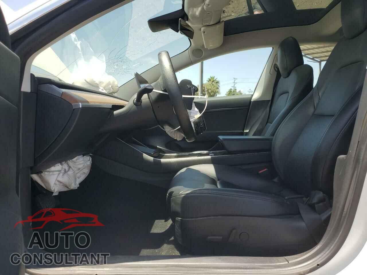 TESLA MODEL 3 2020 - 5YJ3E1EA0LF613523