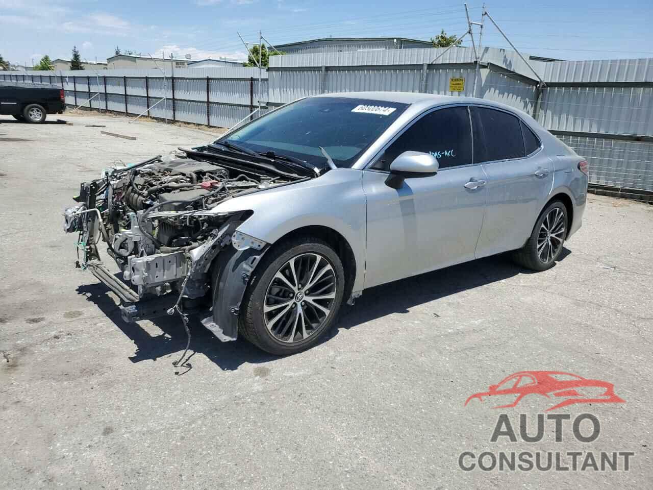 TOYOTA CAMRY 2018 - 4T1B11HK9JU604069