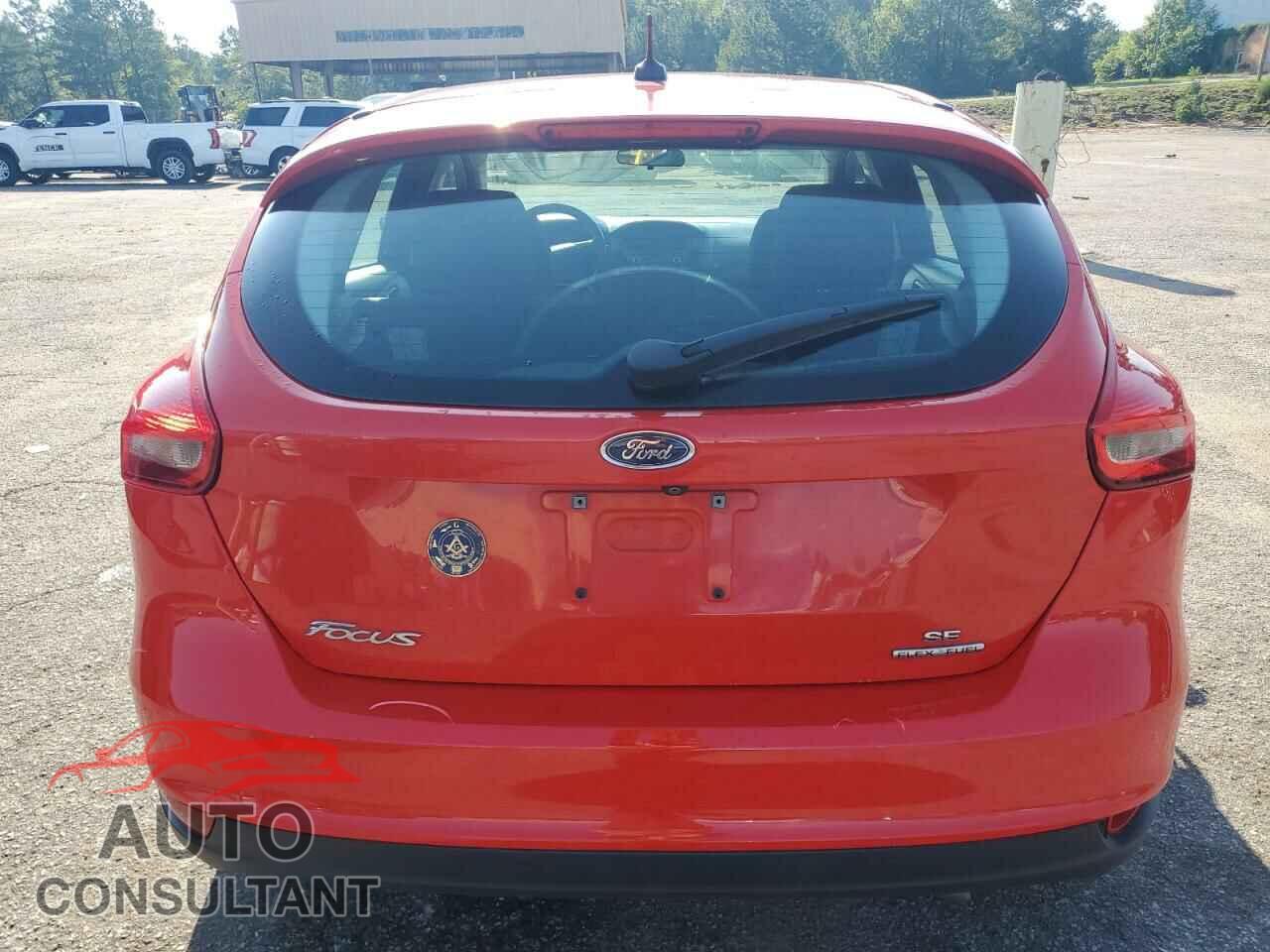 FORD FOCUS 2016 - 1FADP3K27GL284111