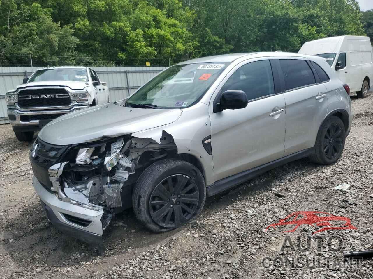 MITSUBISHI OUTLANDER 2023 - JA4ARUAU4PU002849