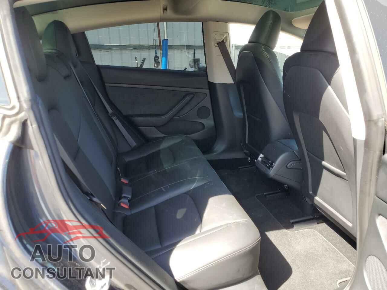 TESLA MODEL 3 2023 - 5YJ3E1EC0PF696331