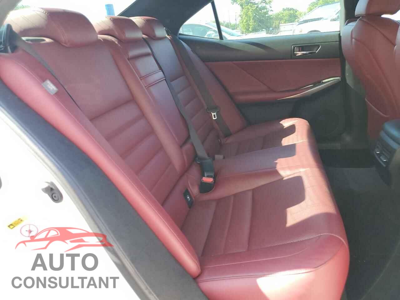 LEXUS IS 2014 - JTHBE1D24E5006484