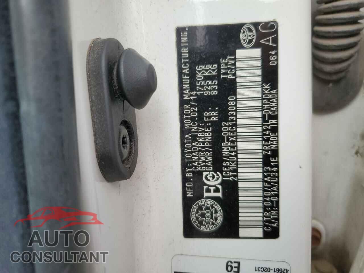 TOYOTA MATRIX 2014 - 2T1KU4EEXEC133080