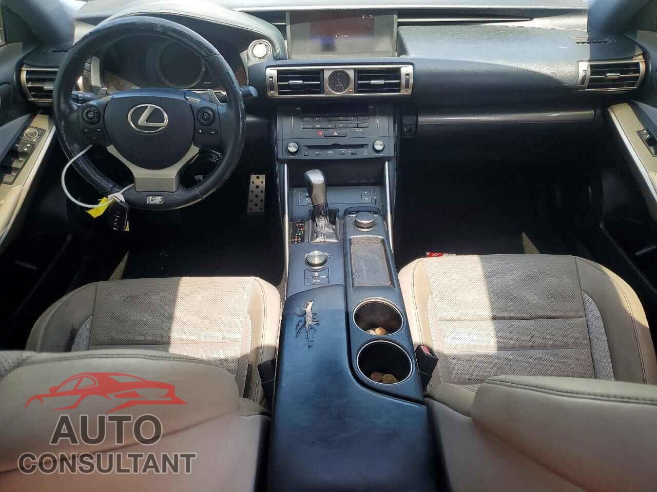 LEXUS IS 2015 - JTHBF1D29F5047031