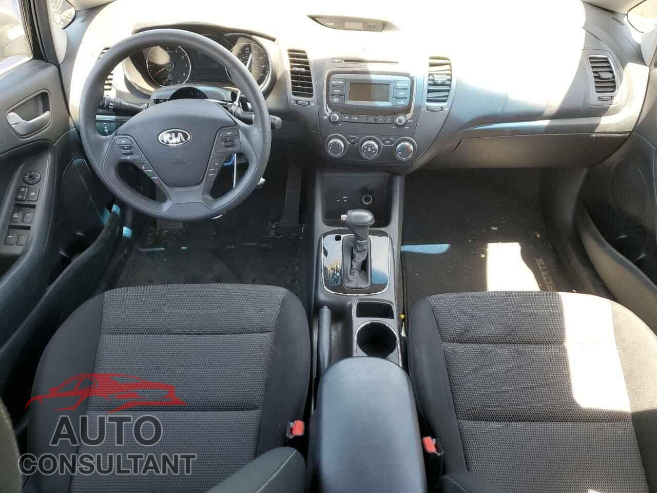 KIA FORTE 2017 - 3KPFK4A71HE030778