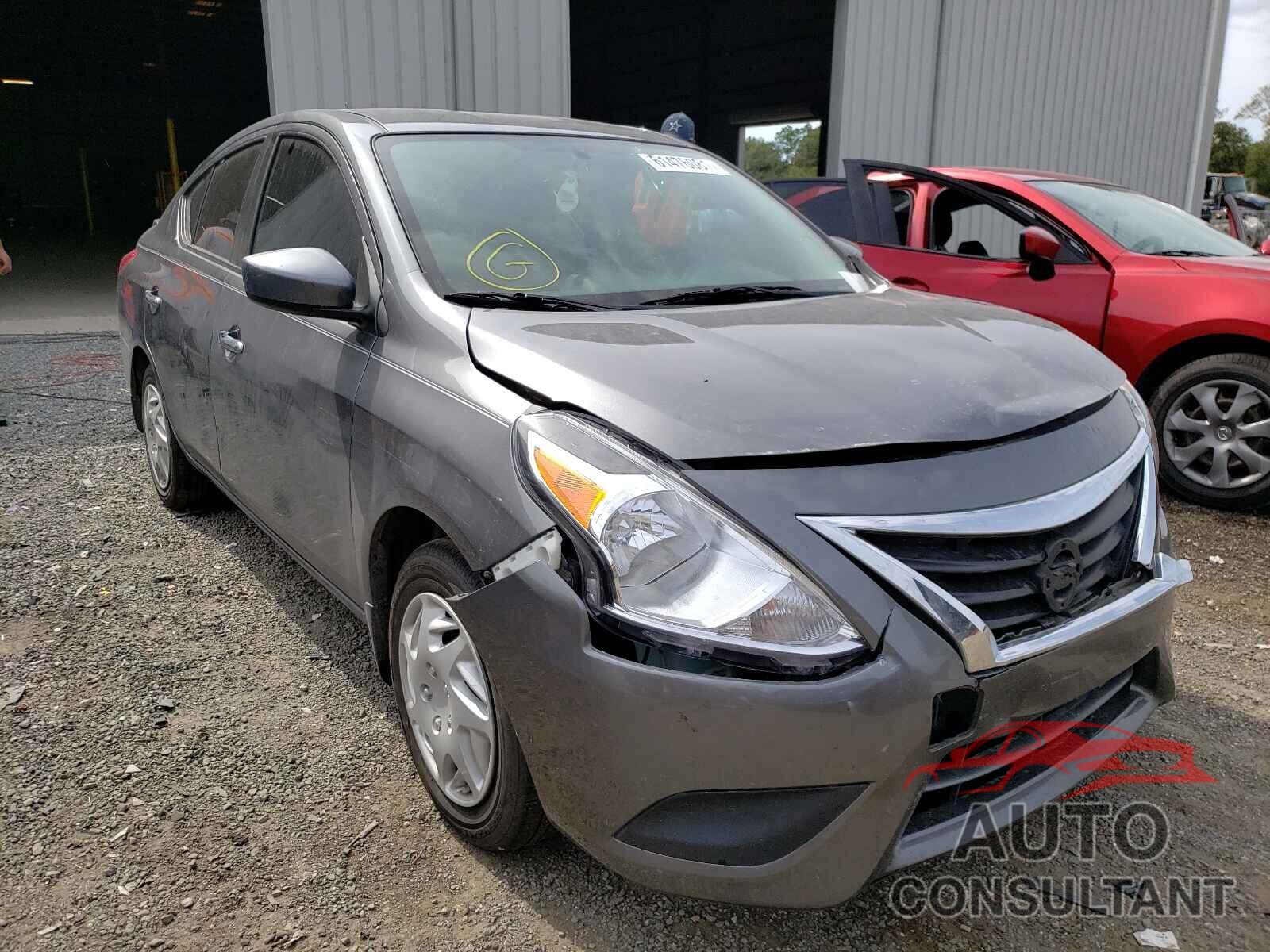 NISSAN VERSA 2019 - 3N1CN7APXKL816841