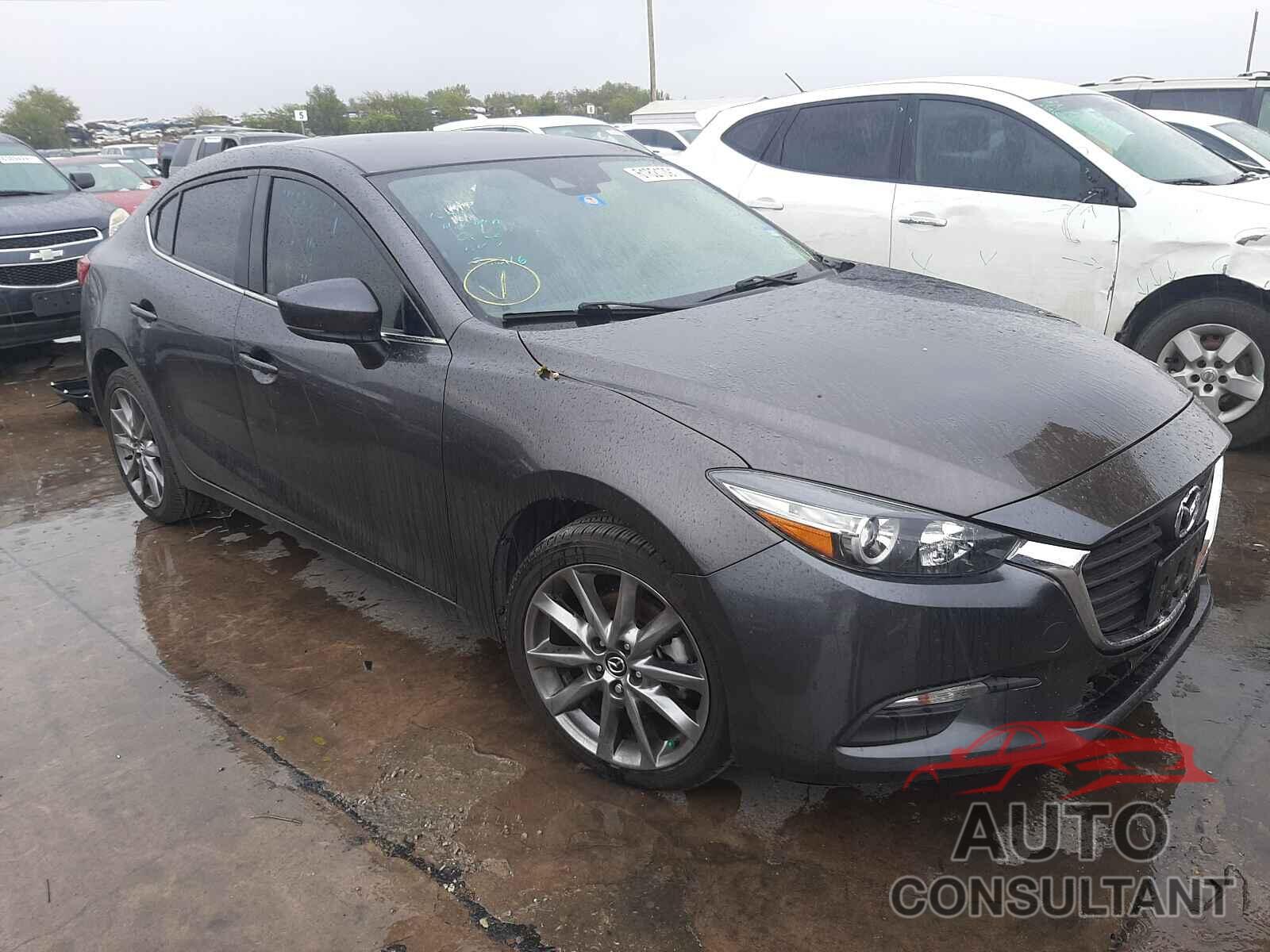 MAZDA 3 2018 - 3MZBN1V36JM179823