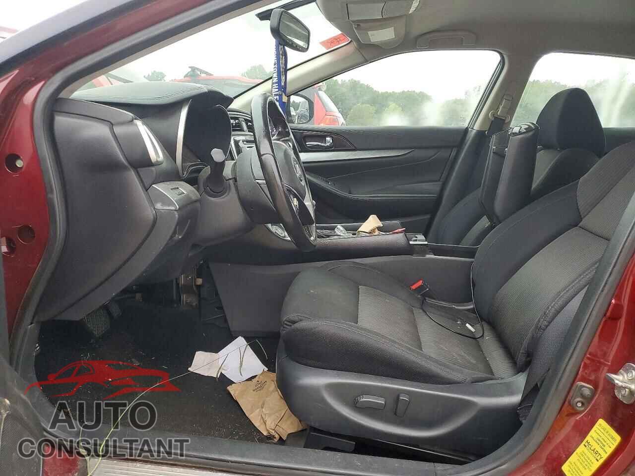 NISSAN MAXIMA 2017 - 1N4AA6AP5HC369727