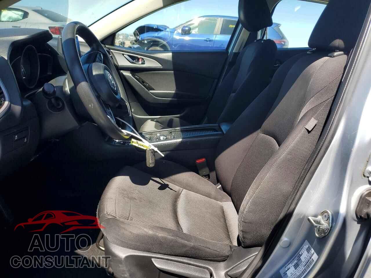 MAZDA 3 2017 - 3MZBN1U72HM123151