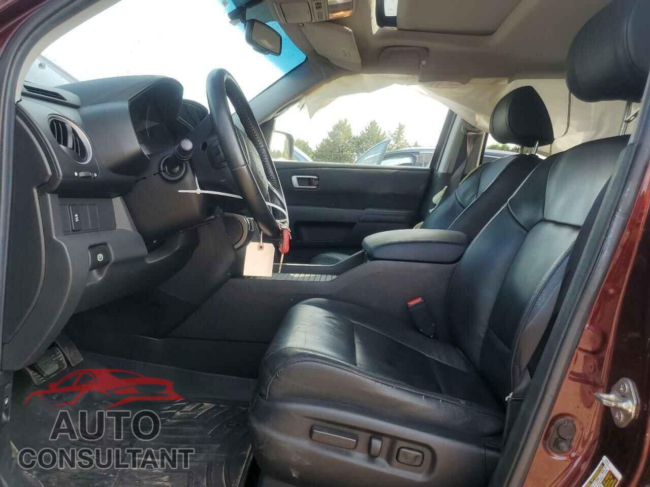 HONDA PILOT 2012 - 5FNYF4H51CB016576