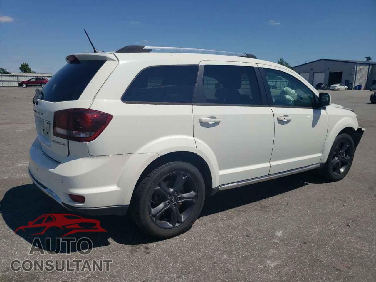 DODGE JOURNEY 2018 - 3C4PDCGB3JT217834