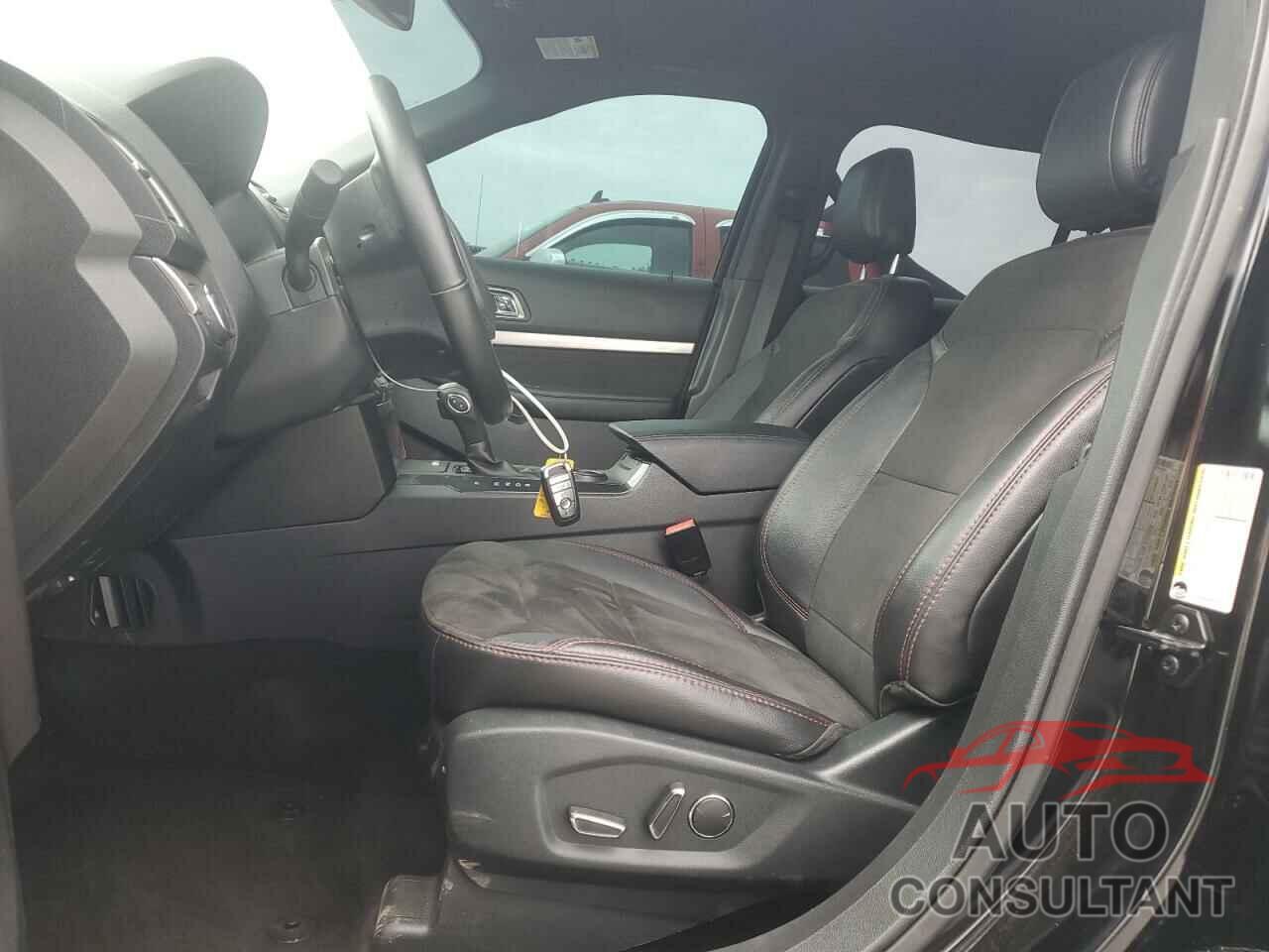 FORD EXPLORER 2018 - 1FM5K7D89JGC52102