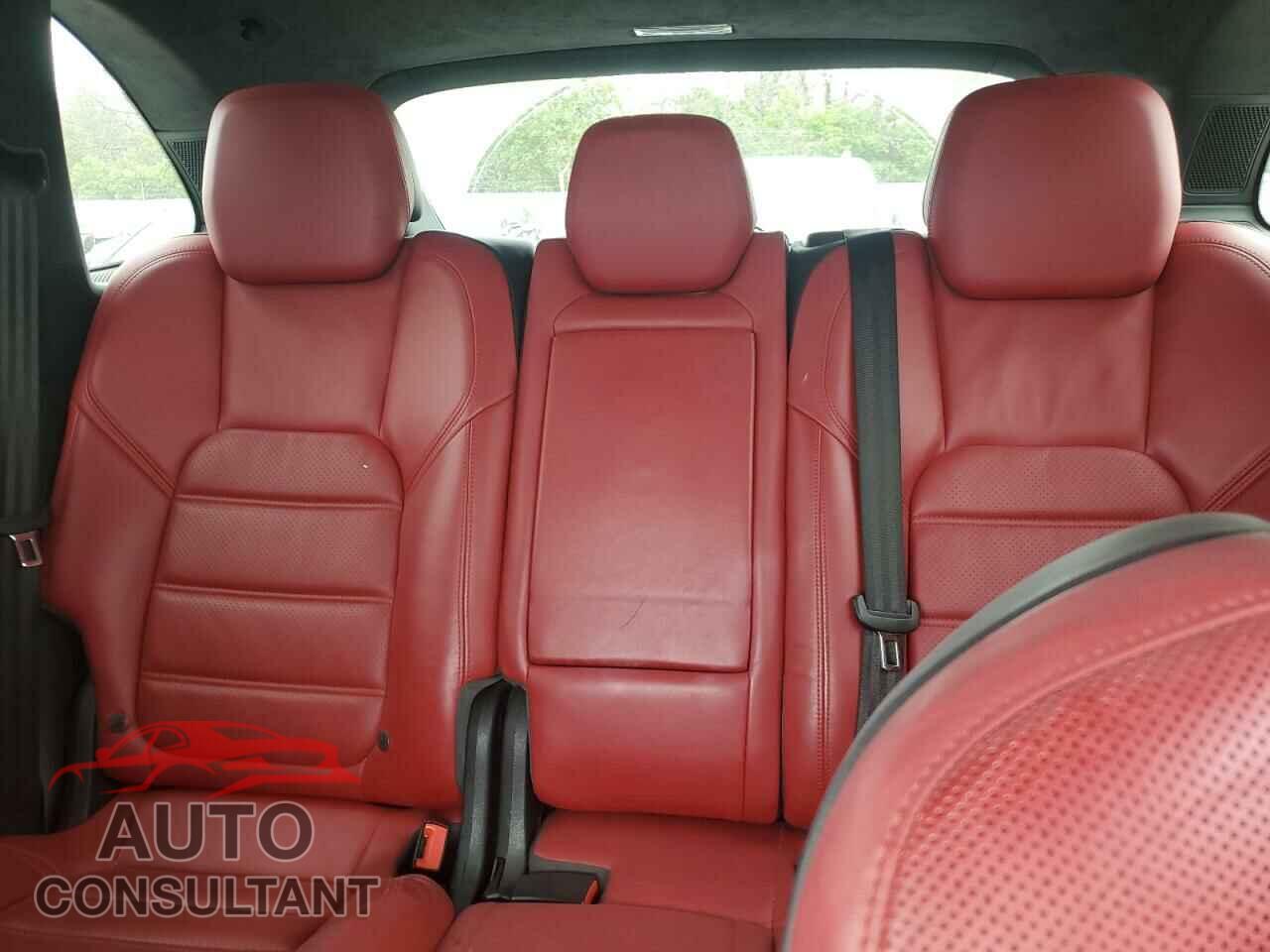 PORSCHE CAYENNE 2016 - WP1AC2A24GLA88727