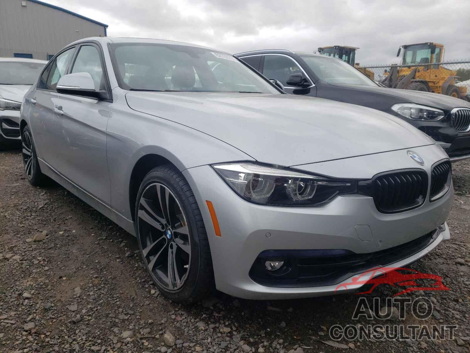 BMW 3 SERIES 2018 - WBA8D9G52JNU67614