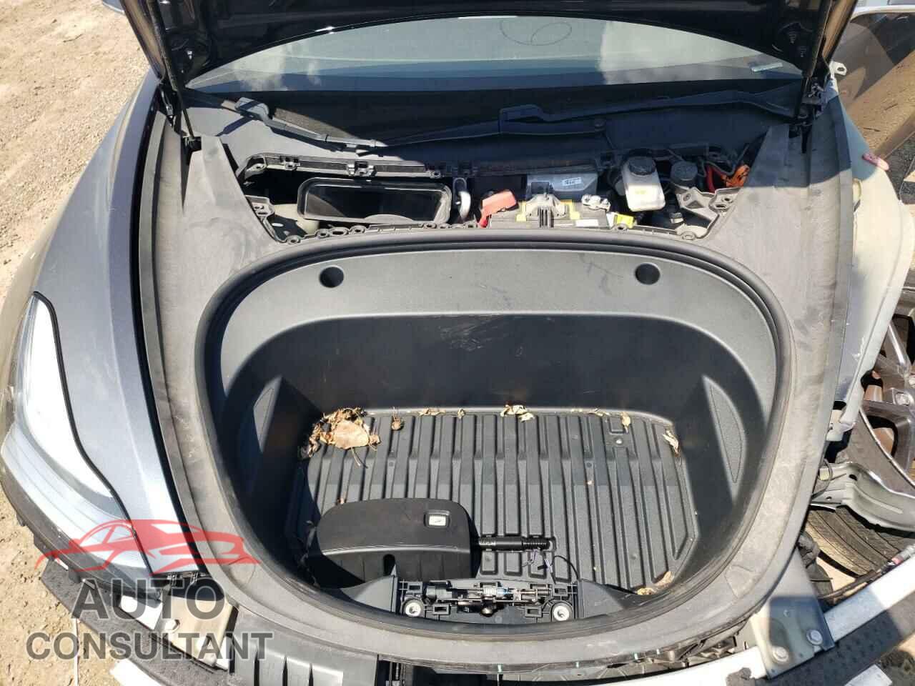 TESLA MODEL 3 2020 - 5YJ3E1EA8LF796704