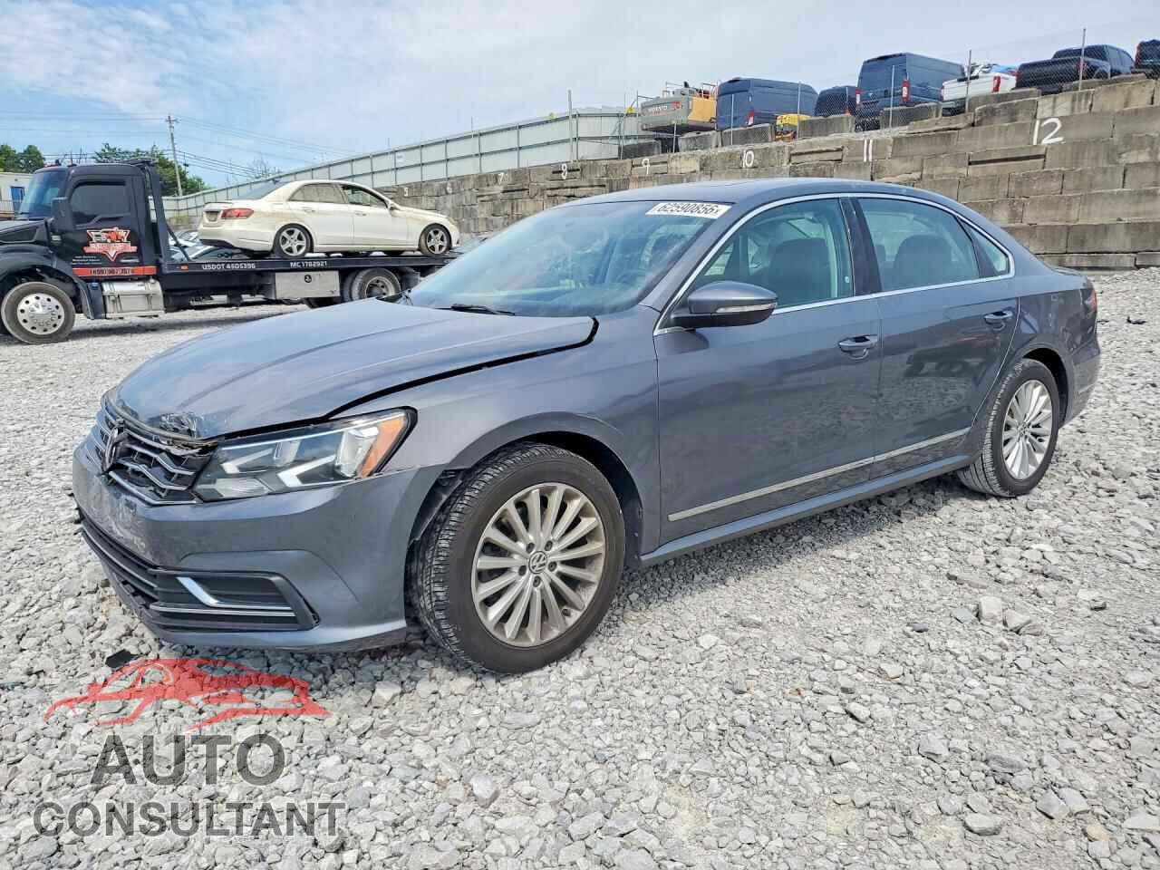 VOLKSWAGEN PASSAT 2017 - 1VWBT7A37HC073987