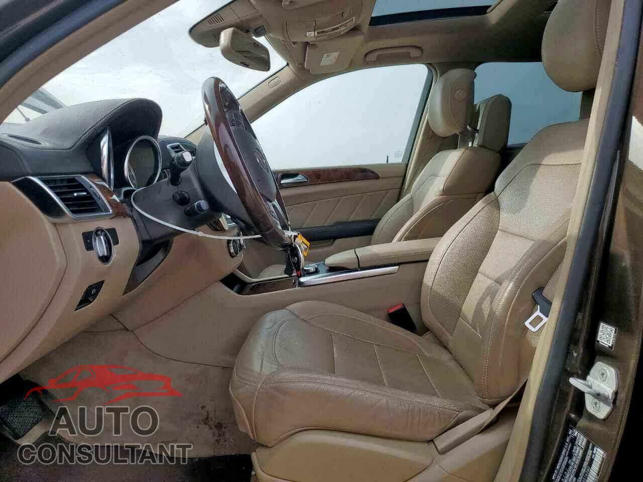 MERCEDES-BENZ GL-CLASS 2015 - 4JGDF6EE3FA516360