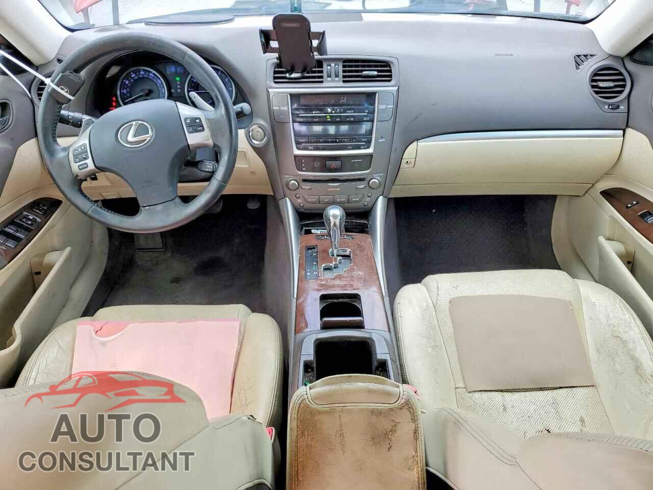 LEXUS IS 2012 - JTHBF5C21C5168043