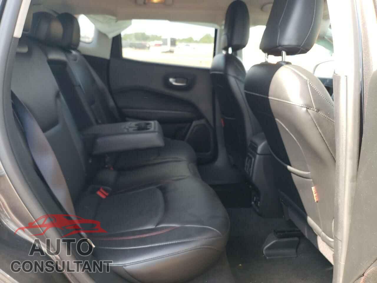 JEEP COMPASS 2017 - 3C4NJDDB5HT657784