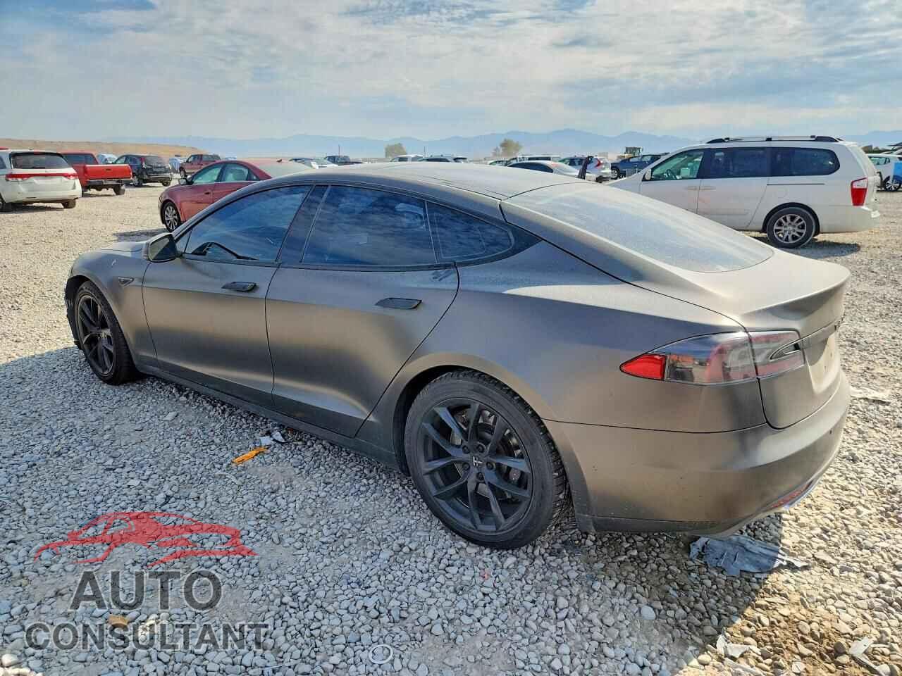 TESLA MODEL S 2015 - 5YJSA1E21FF109101