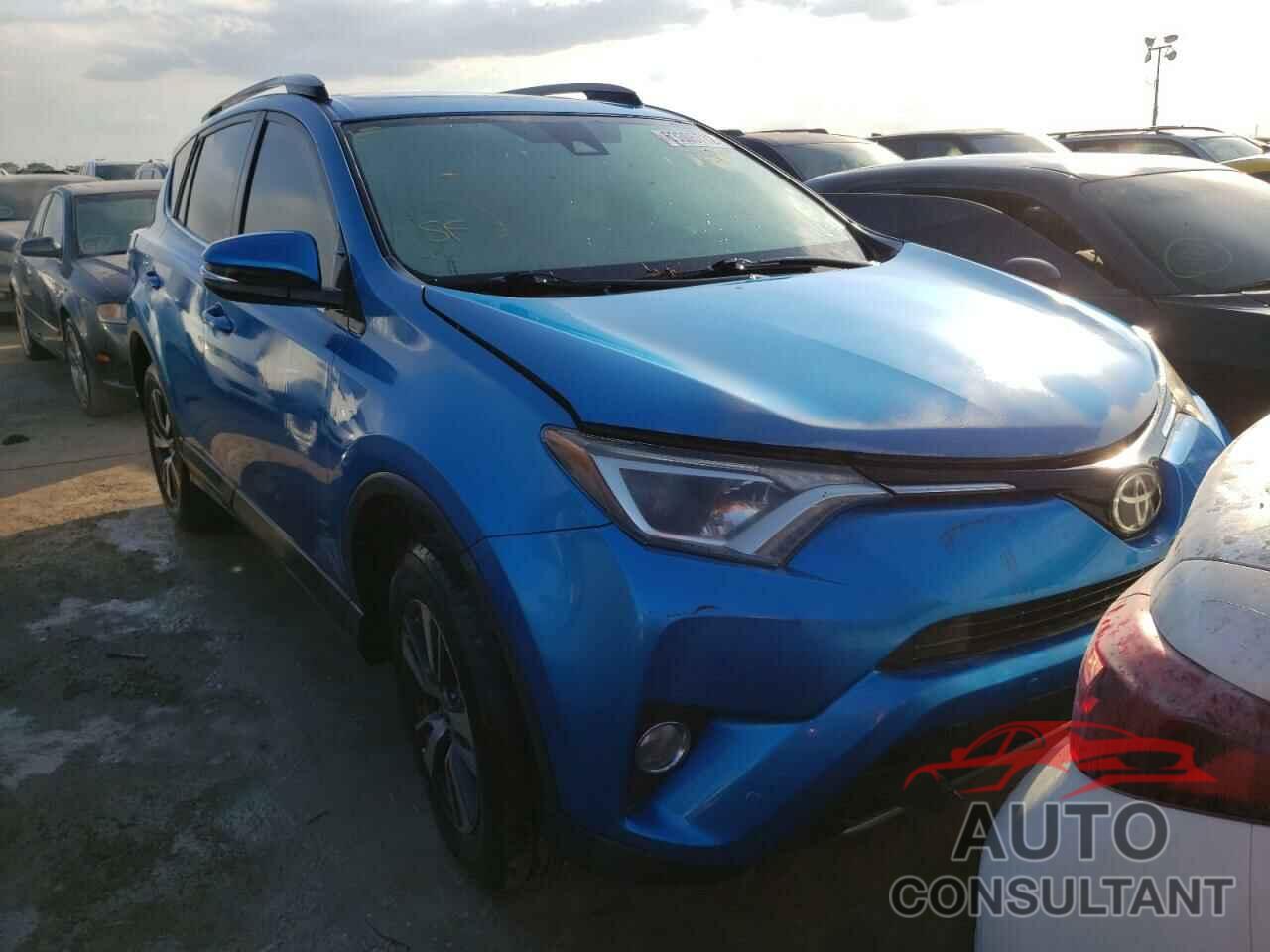 TOYOTA RAV4 2017 - 2T3WFREV6HW348118