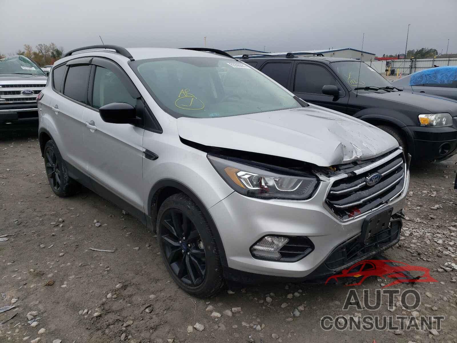 FORD ESCAPE 2019 - 1FMCU0GD5KUA18754