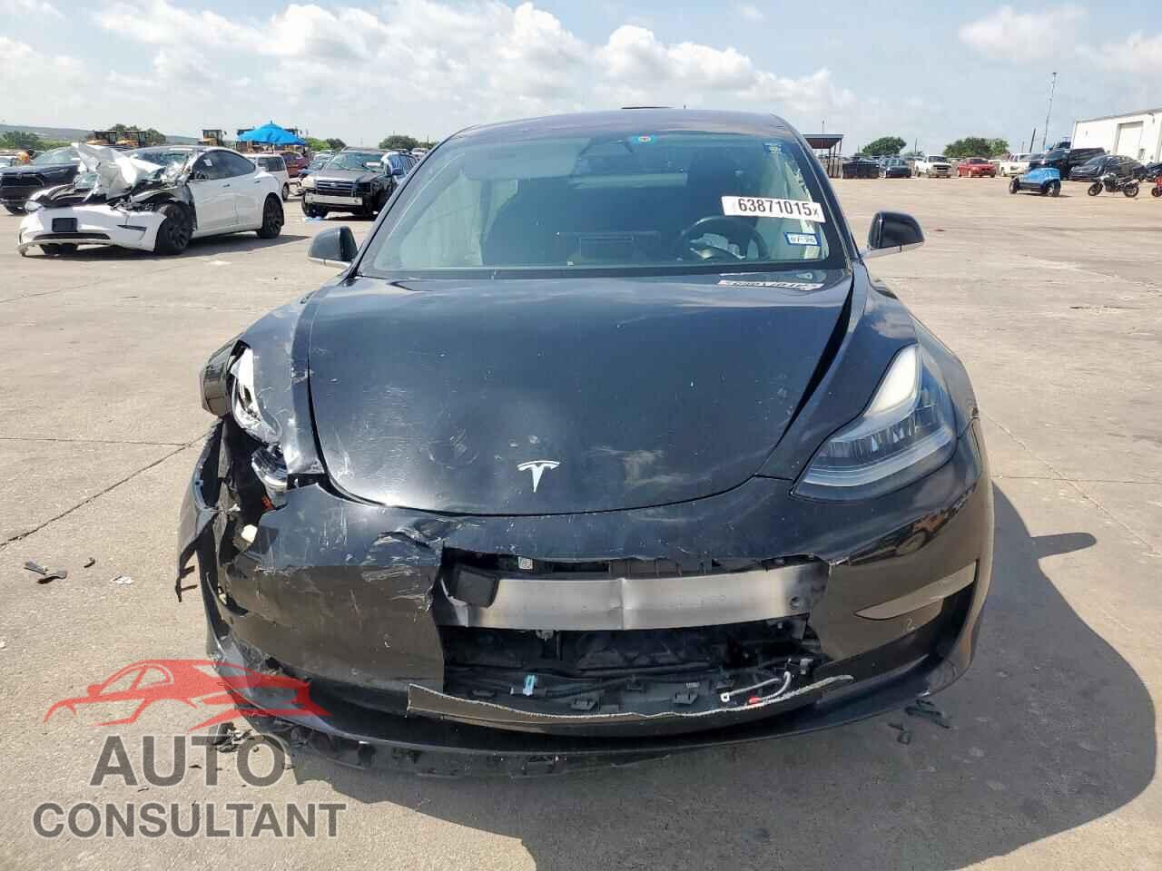 TESLA MODEL 3 2018 - 5YJ3E1EA1JF053377