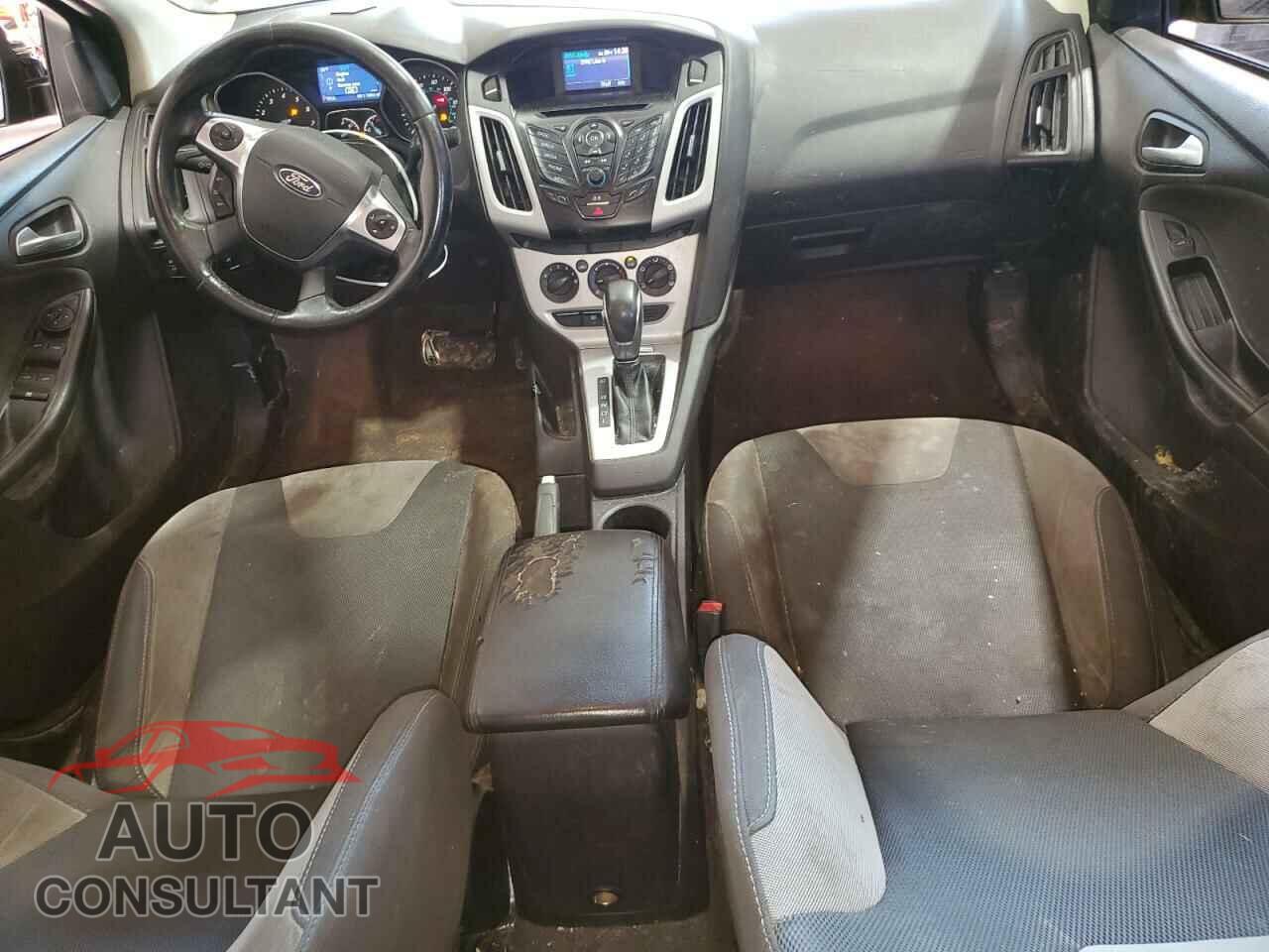 FORD FOCUS 2014 - 1FADP3F27EL175431