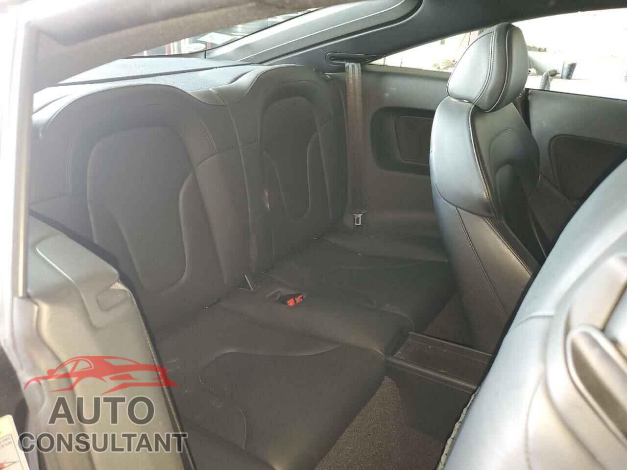 AUDI TT 2014 - TRUBFAFK5E1009399