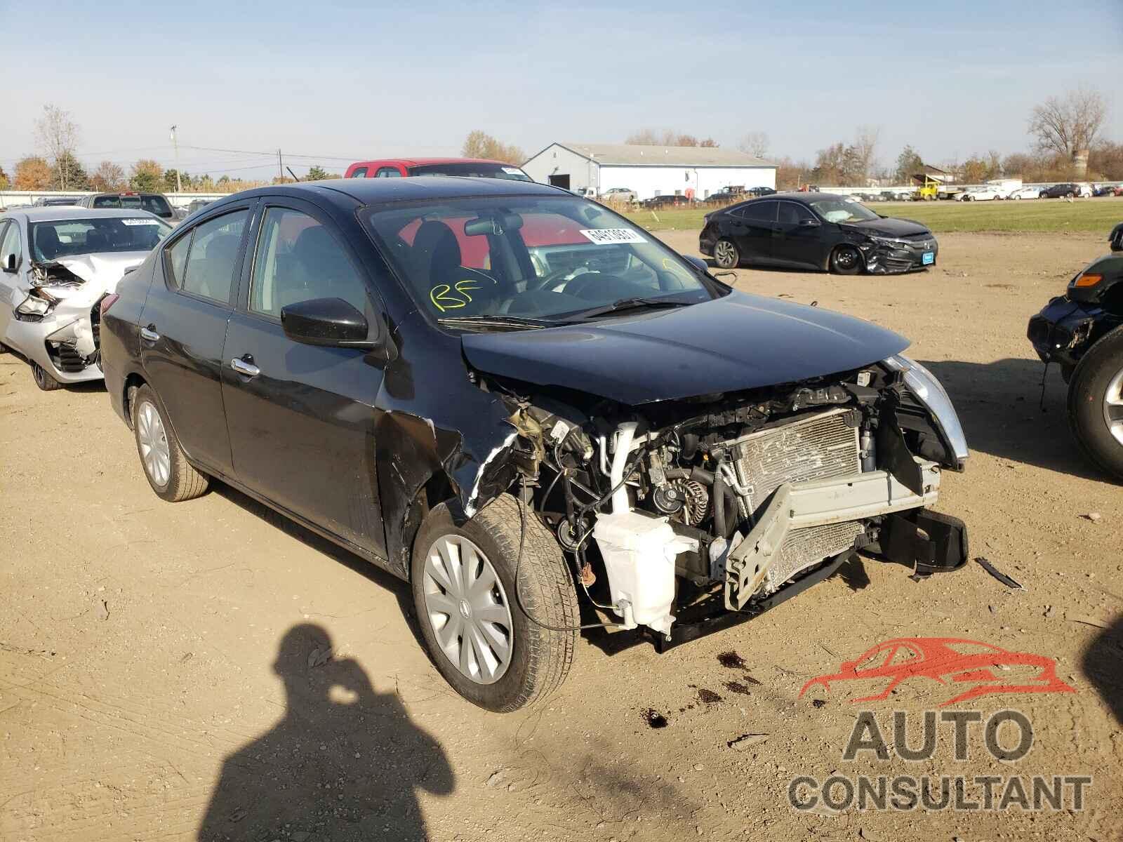 NISSAN VERSA 2019 - 3N1CN7AP6KL800068