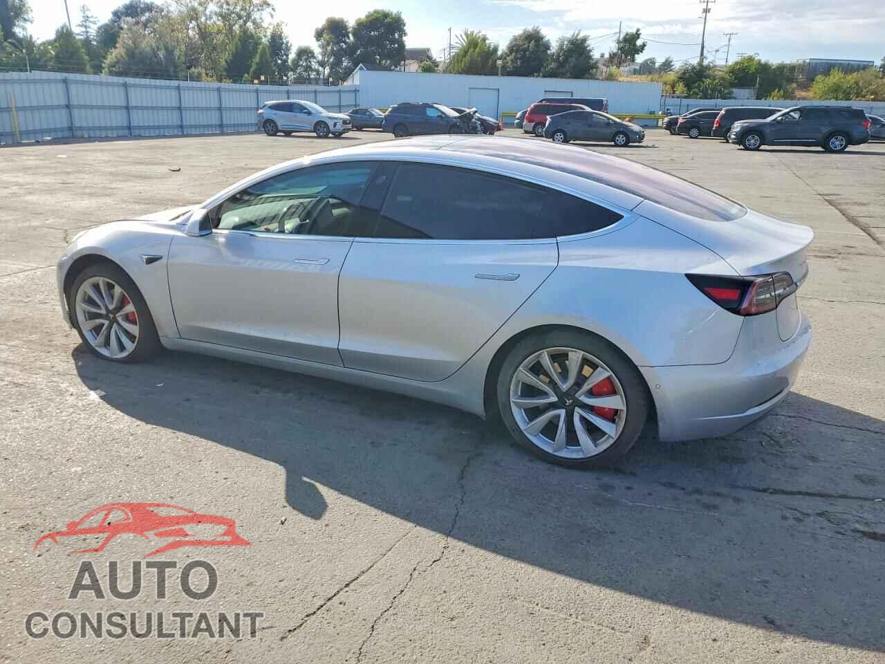 TESLA MODEL 3 2018 - 5YJ3E1EA2JF024339