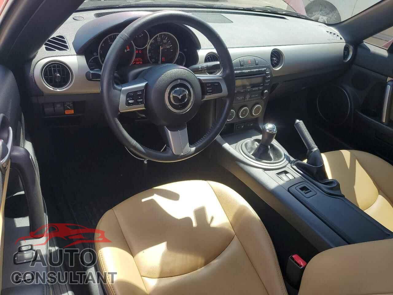 MAZDA MX5 2011 - JM1NC2PF5B0219672