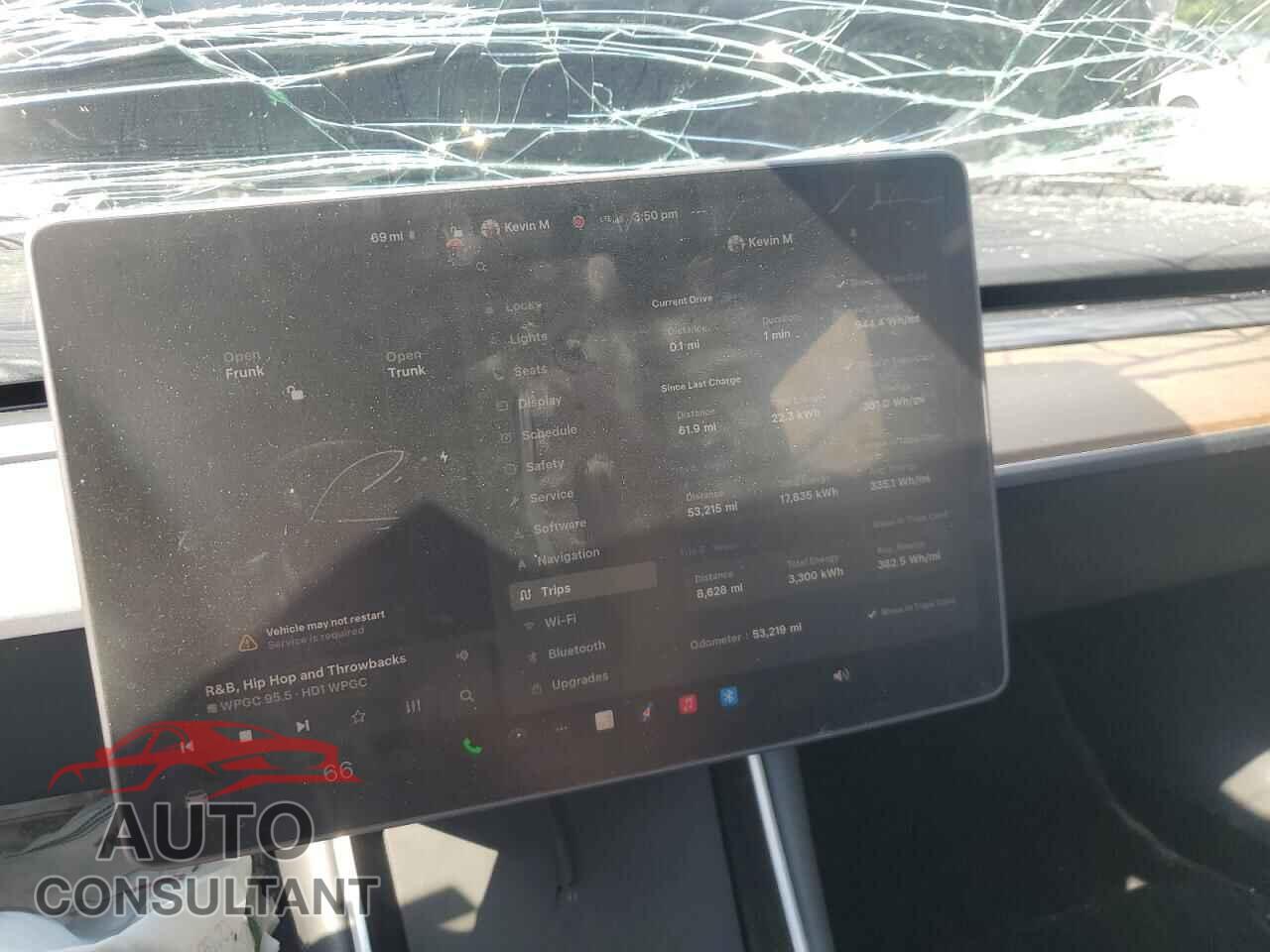 TESLA MODEL 3 2018 - 5YJ3E1EB0JF073211