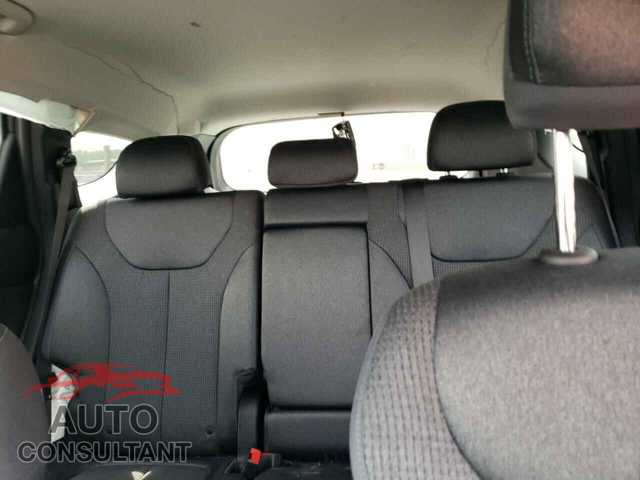 HYUNDAI SANTA FE 2023 - 5NMS14AJ5PH543441