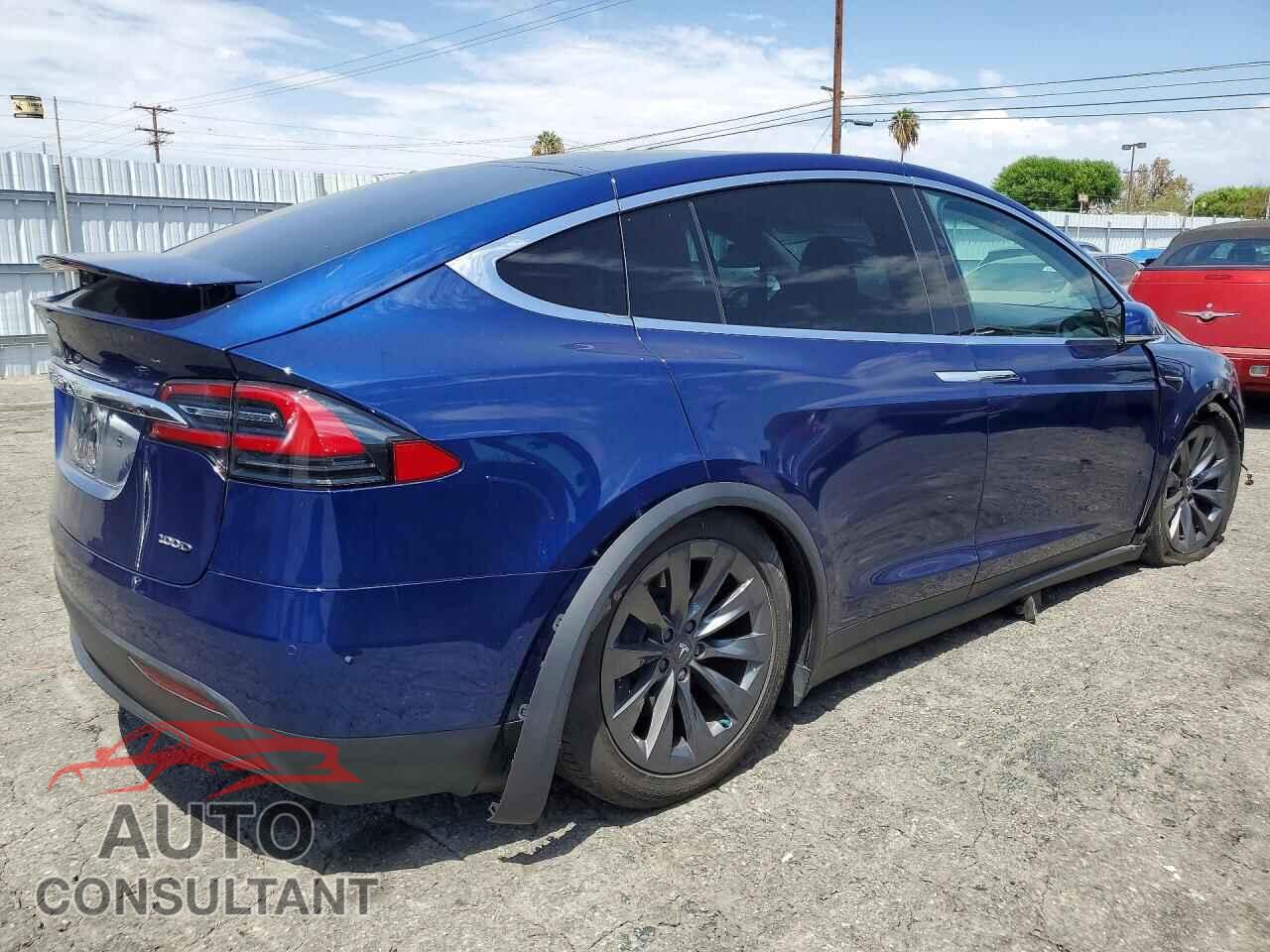 TESLA MODEL X 2017 - 5YJXCBE22HF078482