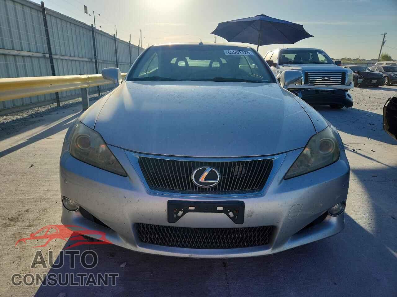 LEXUS IS 2010 - JTHFF2C24A2506579
