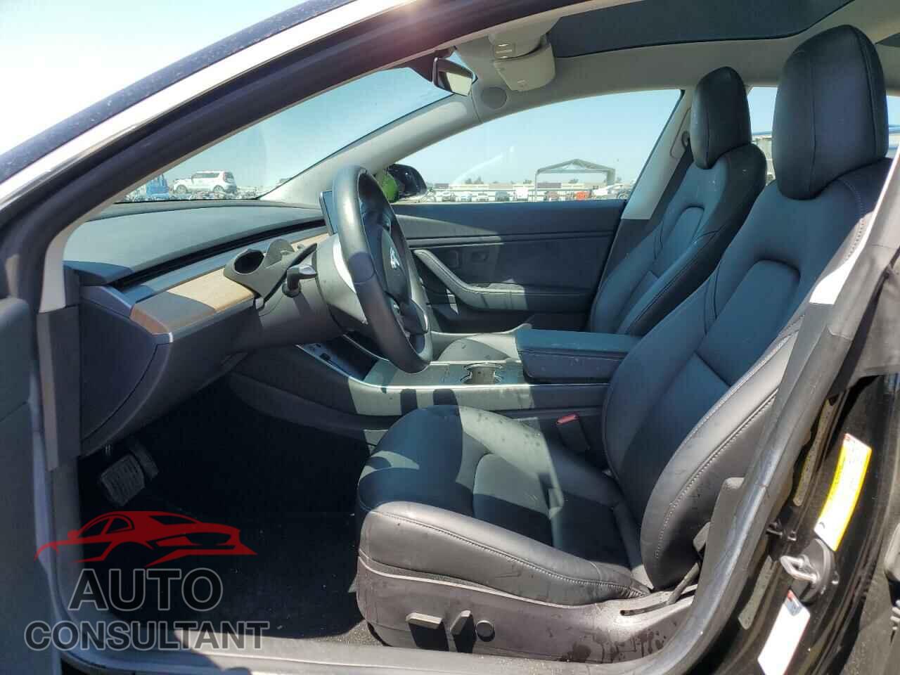 TESLA MODEL 3 2018 - 5YJ3E1EA9JF012561