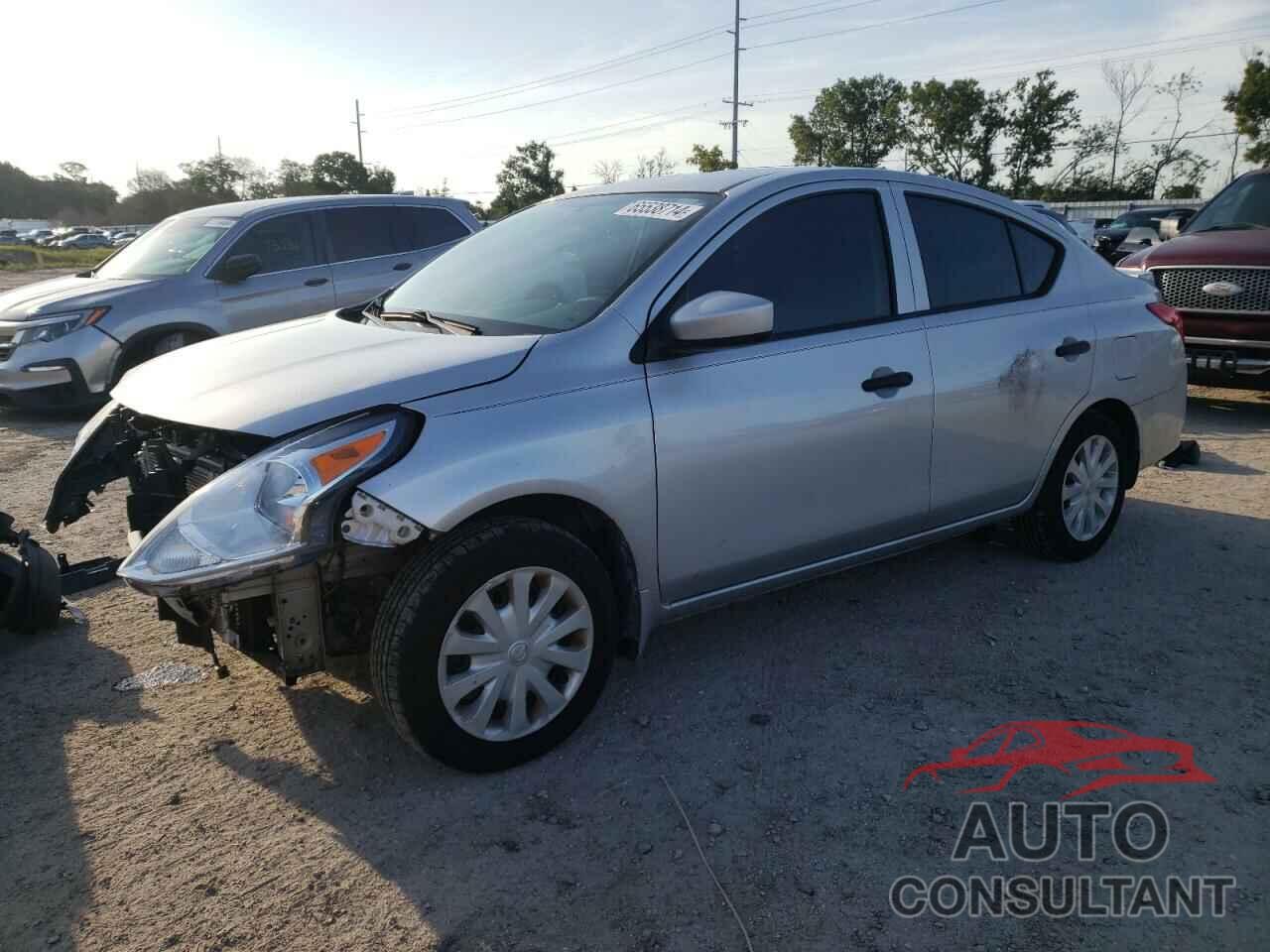 NISSAN VERSA 2019 - 3N1CN7APXKL829332