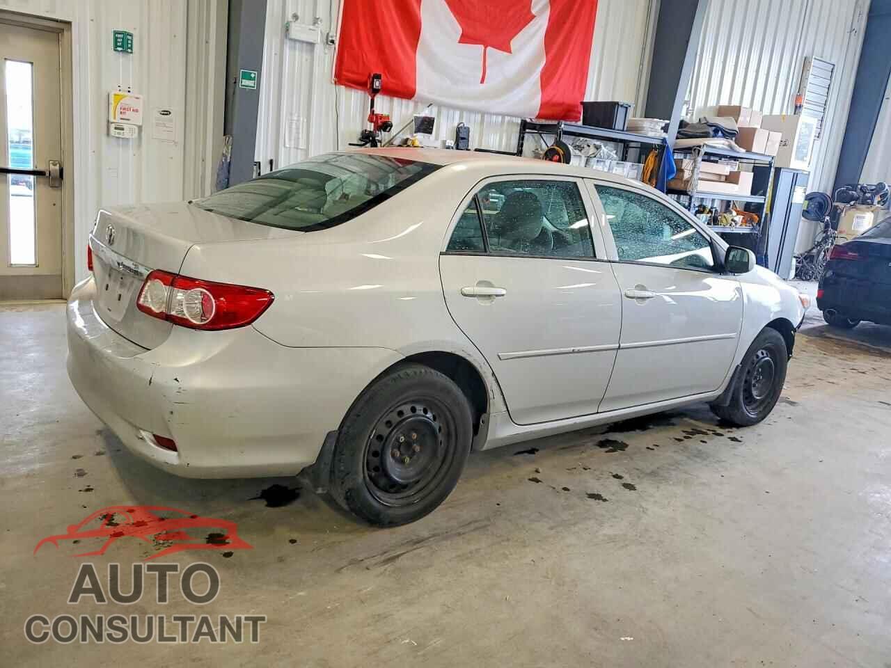 TOYOTA COROLLA 2011 - 2T1BU4EEXBC673797
