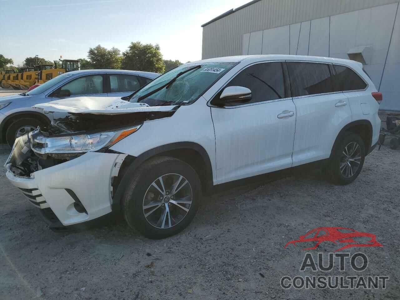 TOYOTA HIGHLANDER 2019 - 5TDZZRFH4KS364226