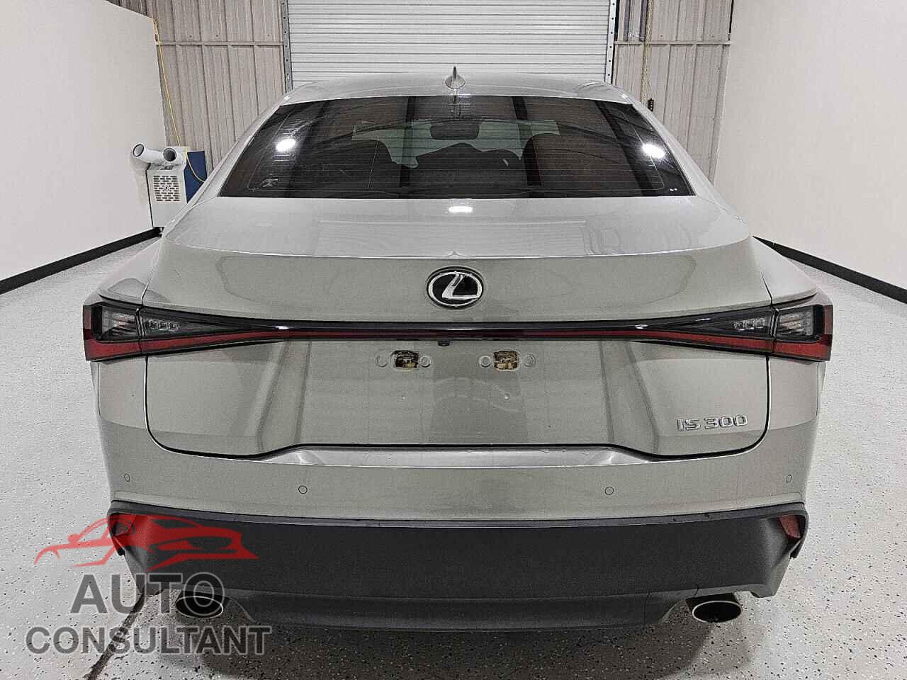 LEXUS IS 2021 - JTHCA1D20M5115331