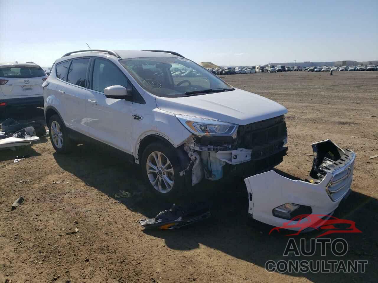 FORD ESCAPE 2017 - 1FMCU9GD9HUB64376