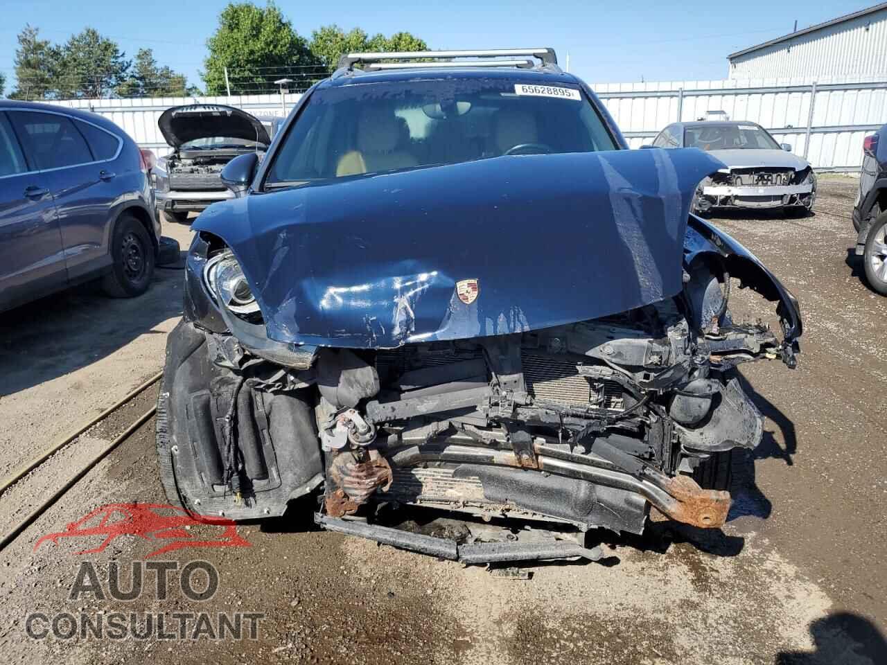 PORSCHE CAYENNE 2016 - WP1AA2A21GLA05762