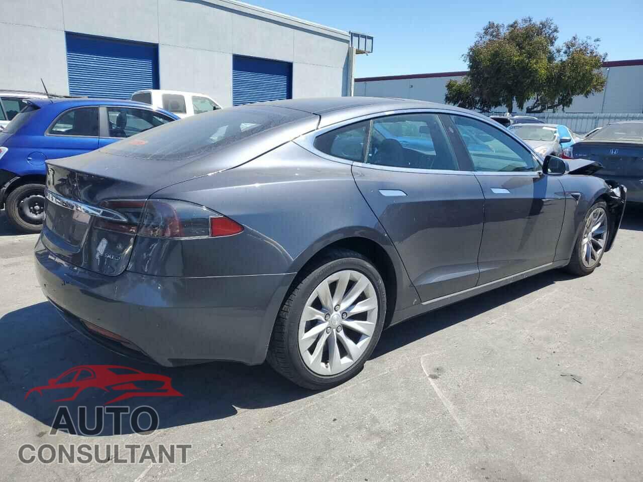 TESLA MODEL S 2017 - 5YJSA1E23HF189827