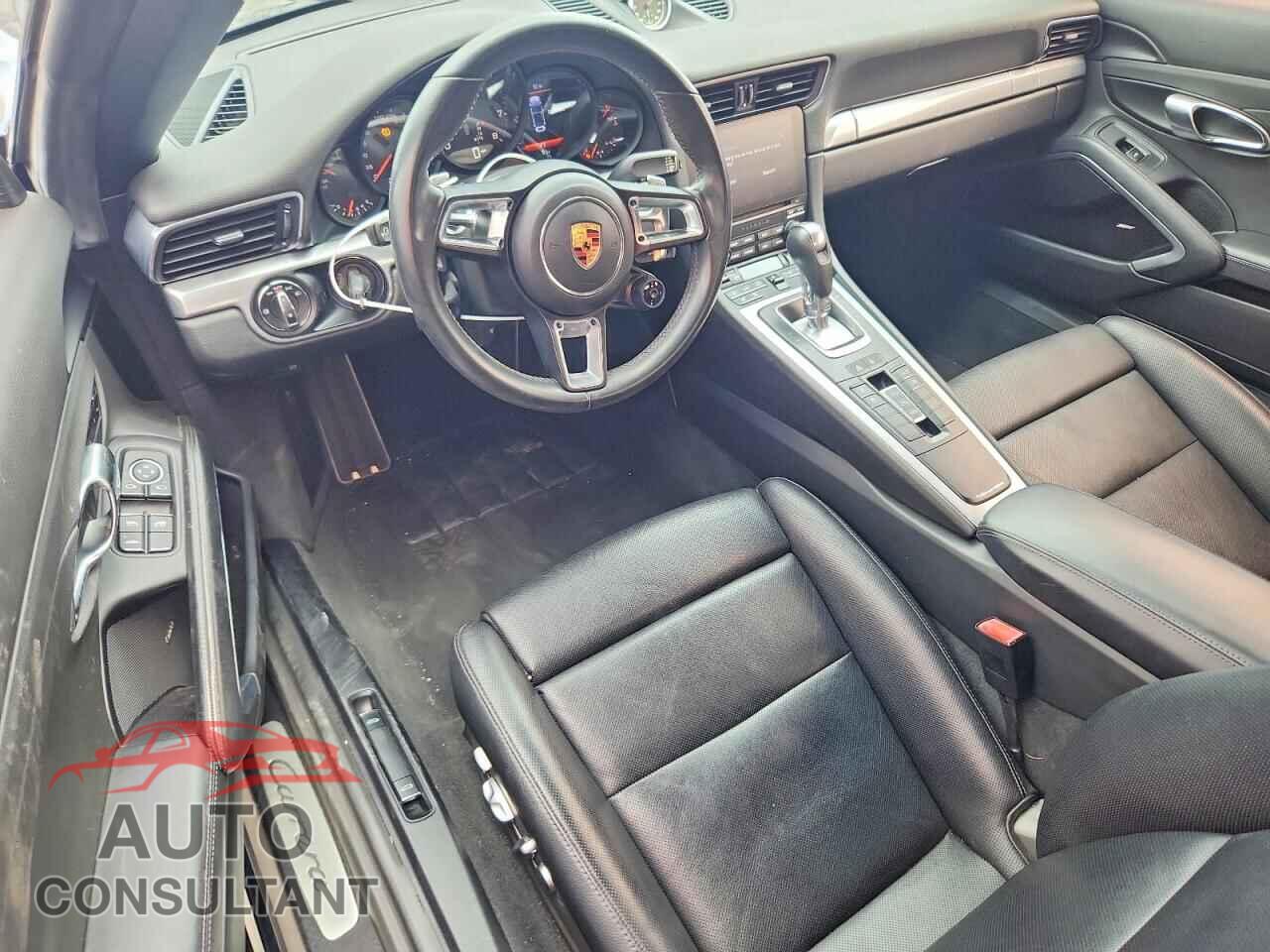PORSCHE 911 2017 - WP0CA2A90HS141234