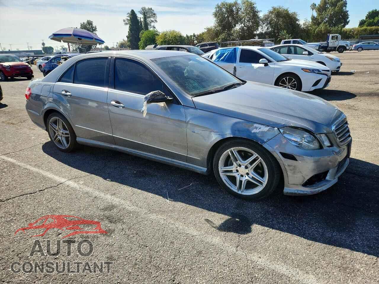 MERCEDES-BENZ E-CLASS 2012 - WDDHF5KB6CA591257
